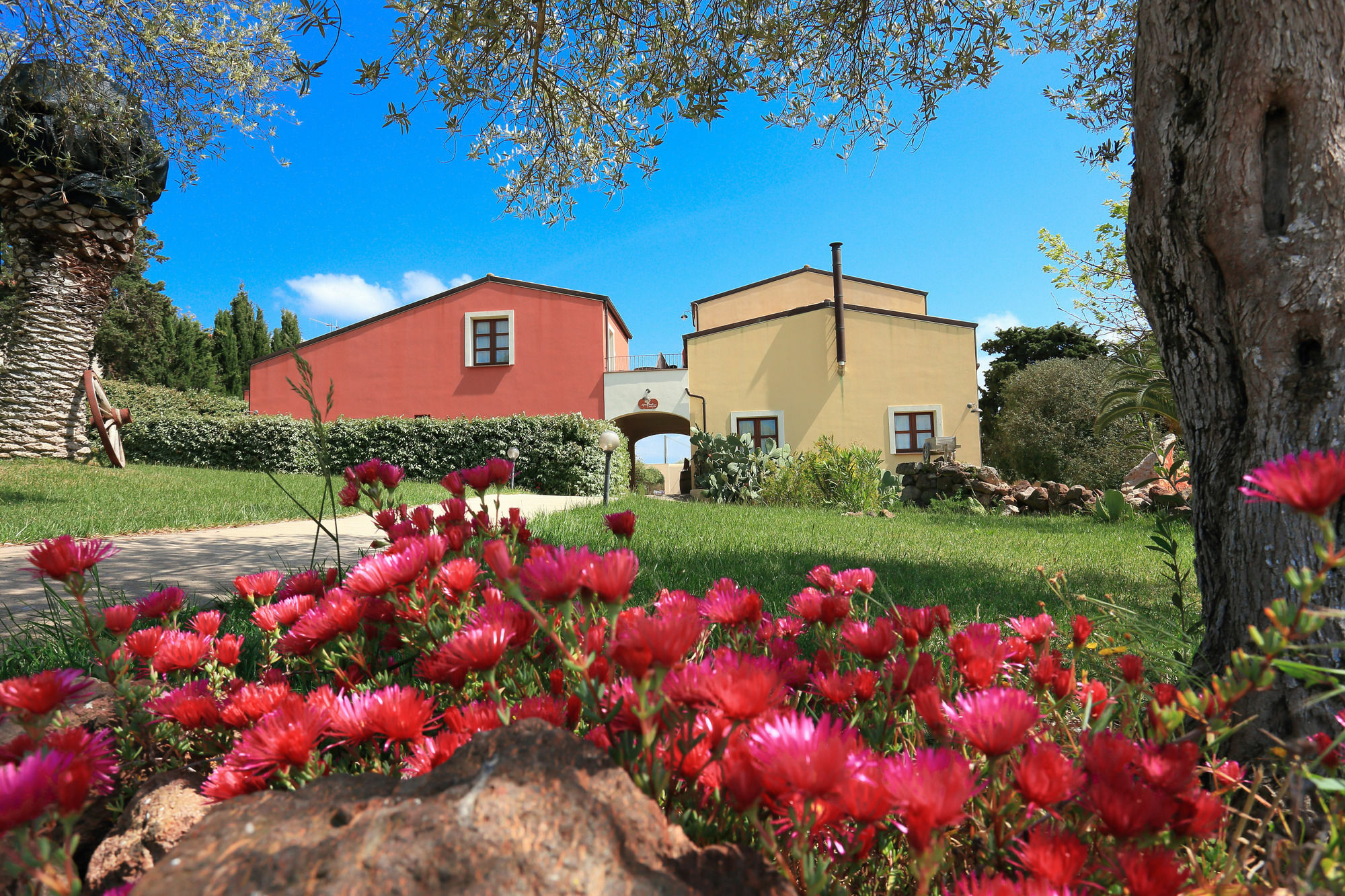 Alghero Resort Country Hotel & Spa Exterior photo